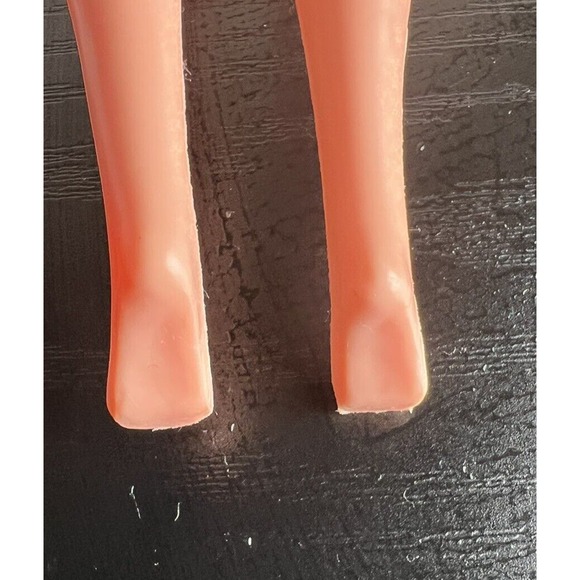 Unique Bubble Cut Brunette, Doll‎ w Original Swimsuit•Shoes & Stand•Barbie- Rare - Picture 13 of 16